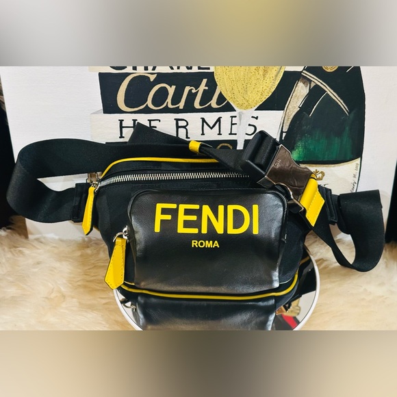 ๐ฅ FENDI BELTBAG BUMBAG CROSSBODY BAG w/ Dust Bag Size W 11โ X H 5.5โ - Picture 12 of 17